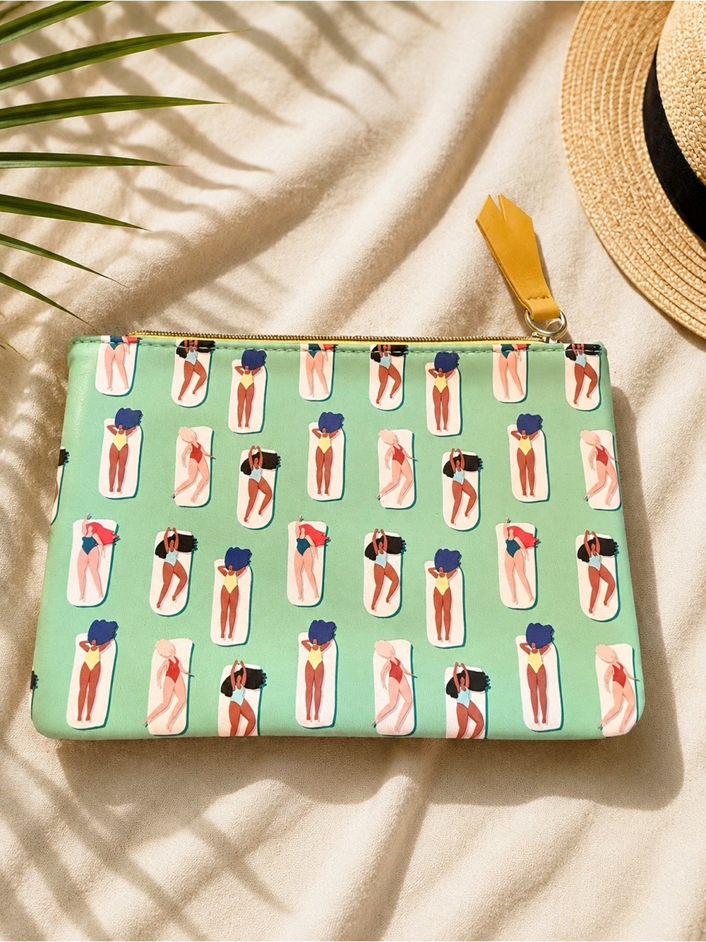 IPSY Summer Poolside Makeup Bag | Mint Green Cosmetic Pouch | Beachy Zip Bag - Picture 2 of 4